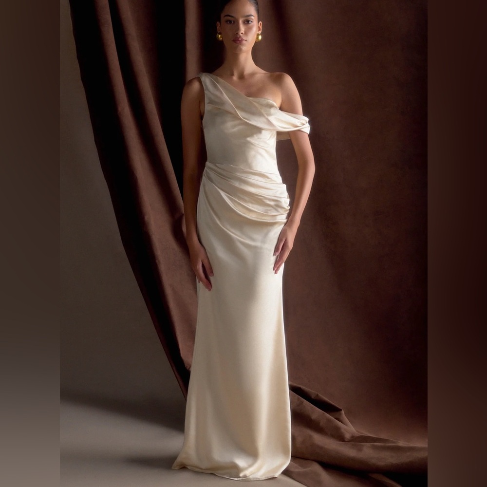 NWT Meshki Dalia Blush Gold One-Shoulder Draped Maxi Gown